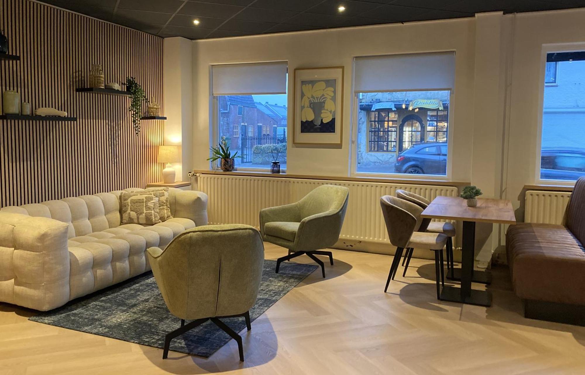 Hotel Emilia Kaatsheuvel Bagian luar foto